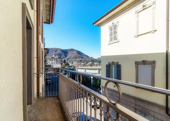 Apartament Numero 11 Piazza Amendola - By Myhomeincomo *