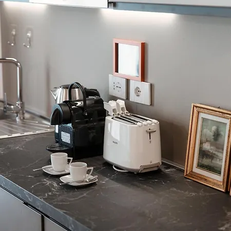 Numero 11 Piazza Amendola - By Myhomeincomo Apartment *